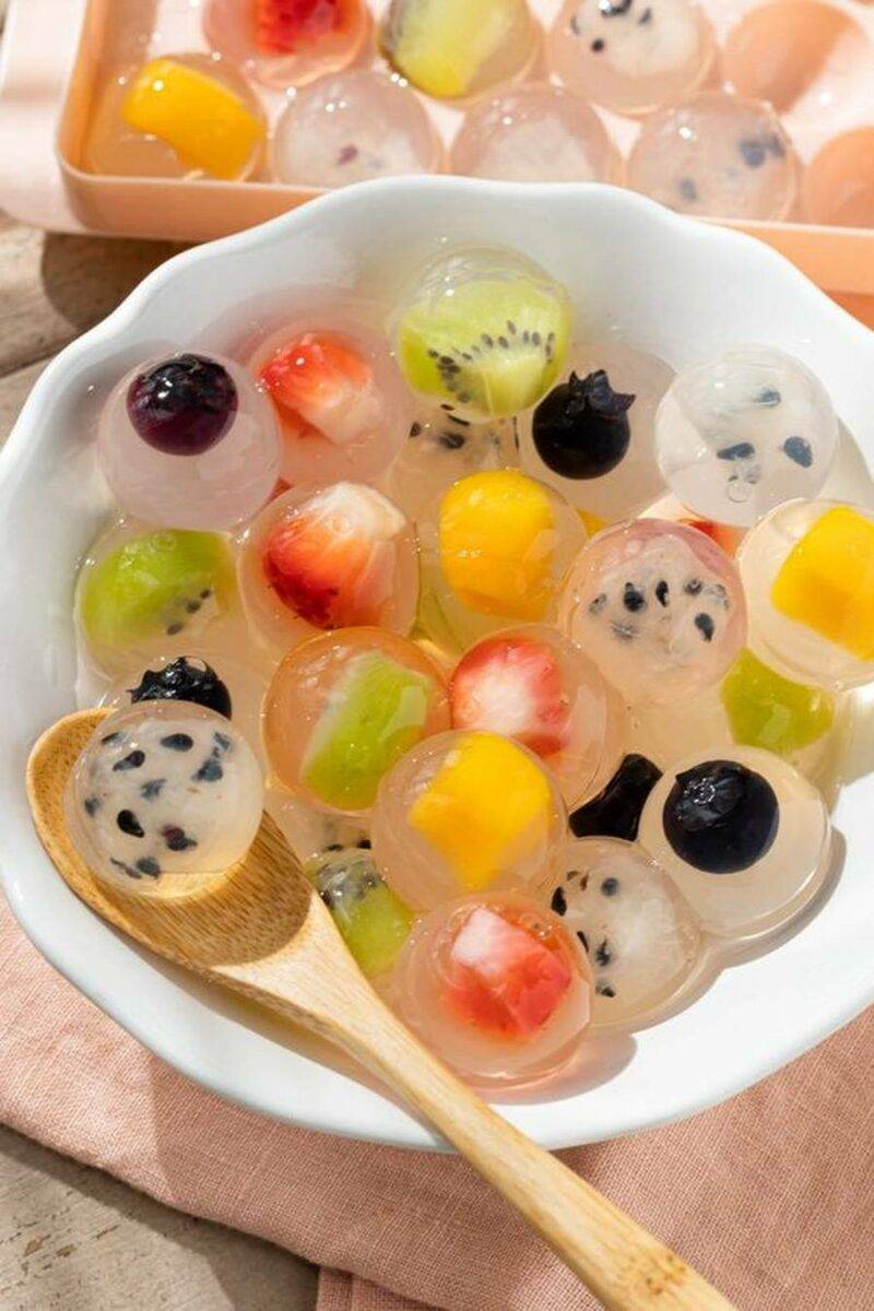 تزیین ژله با میوه موز