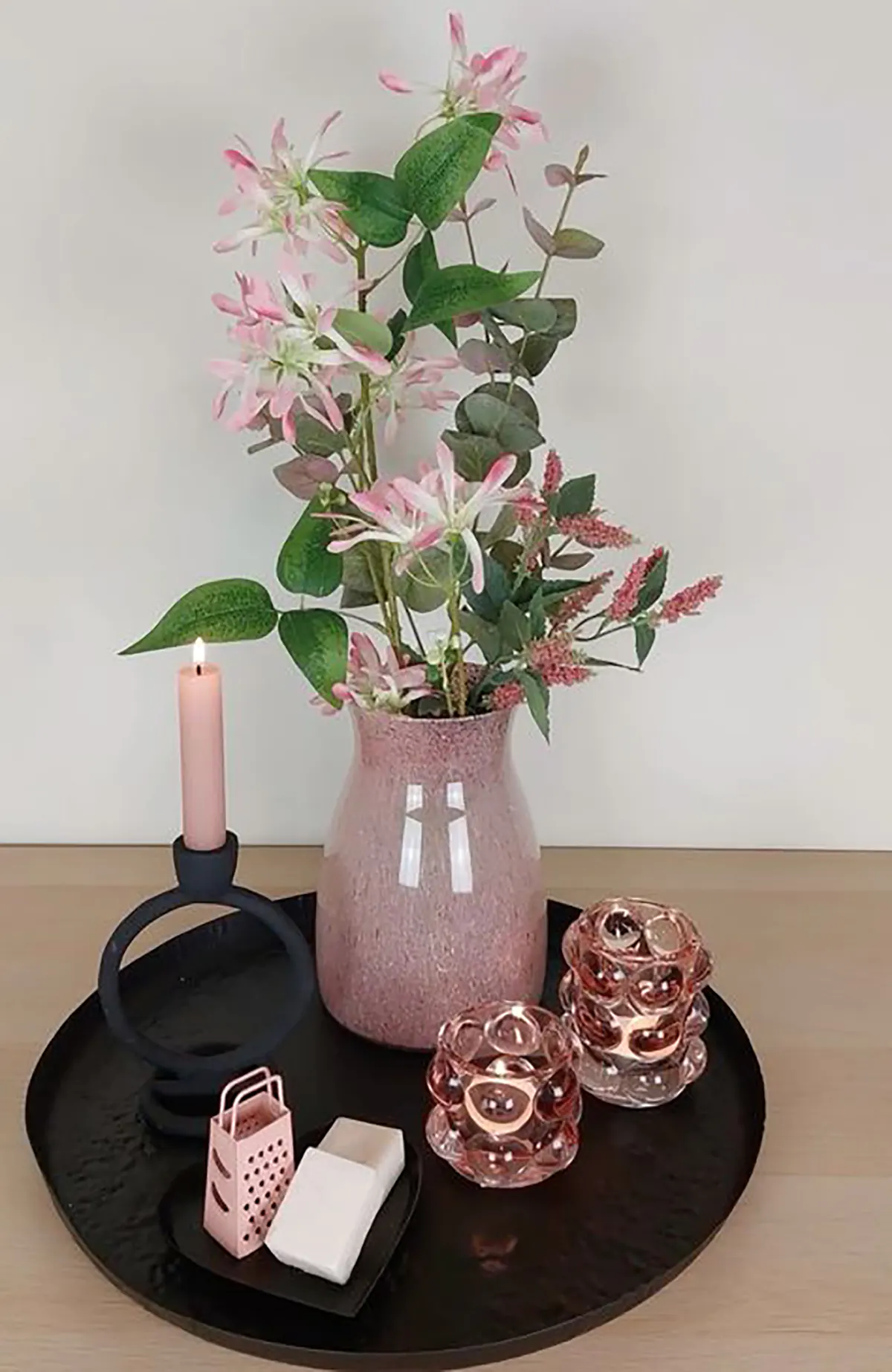 
گلدان رومیزی شیشه ای
