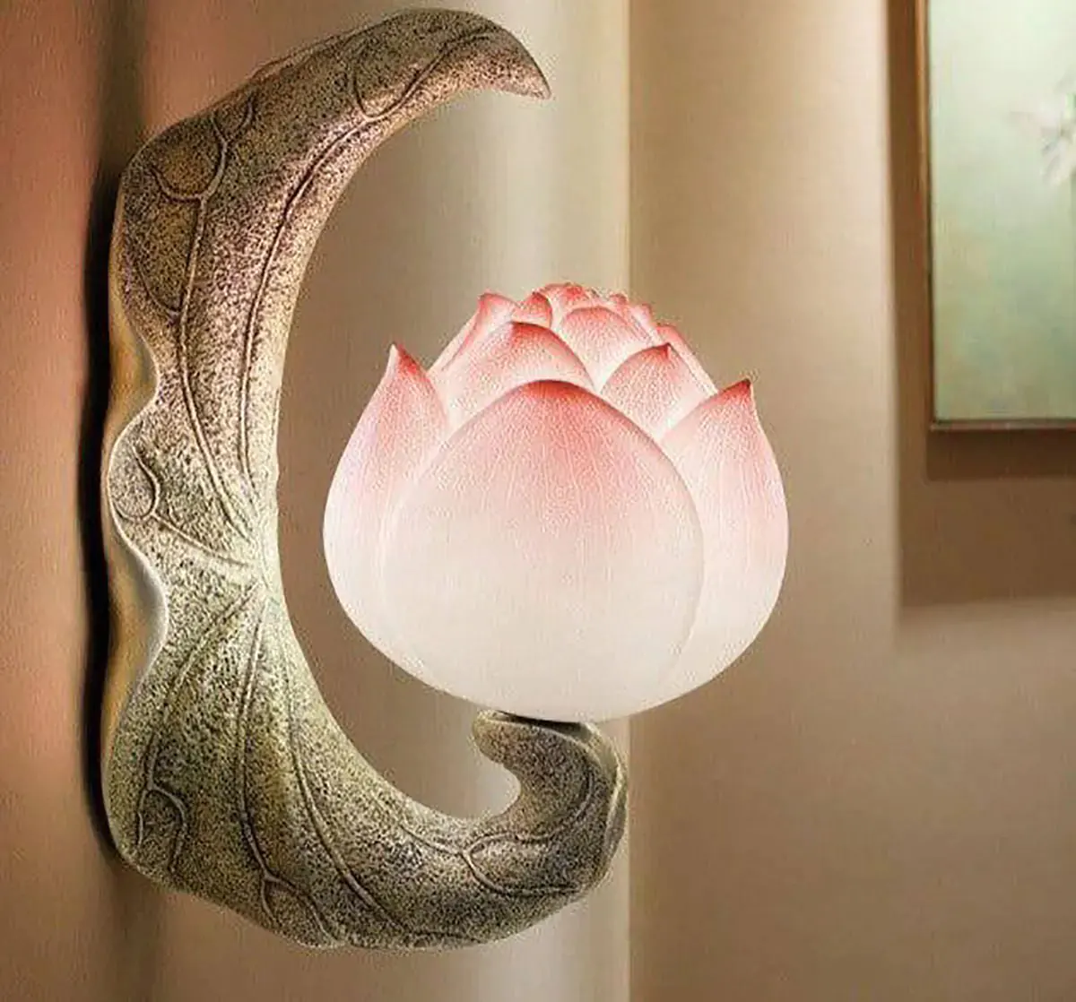 چراغ خواب دیواری دکوراتیو