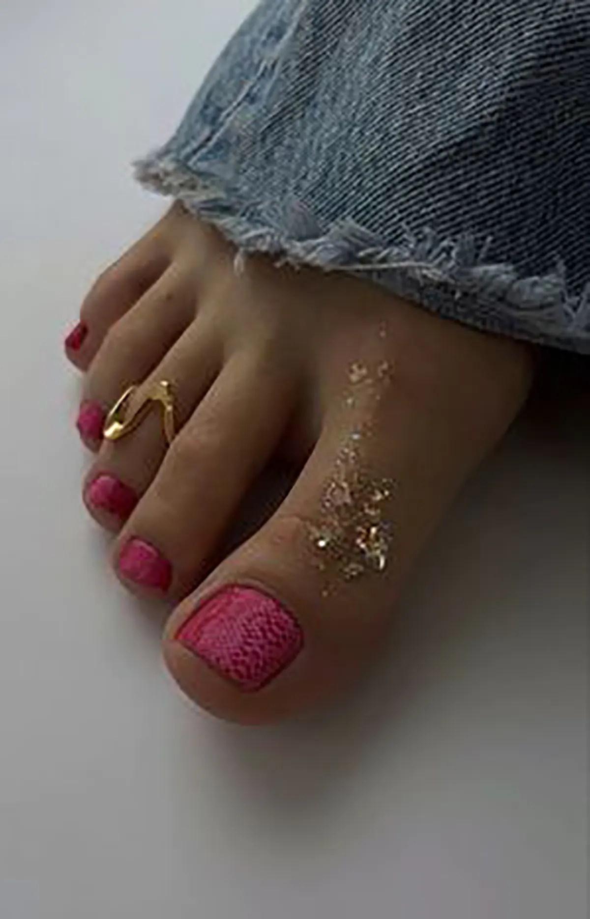 طراحی ناخن پا فانتزی
