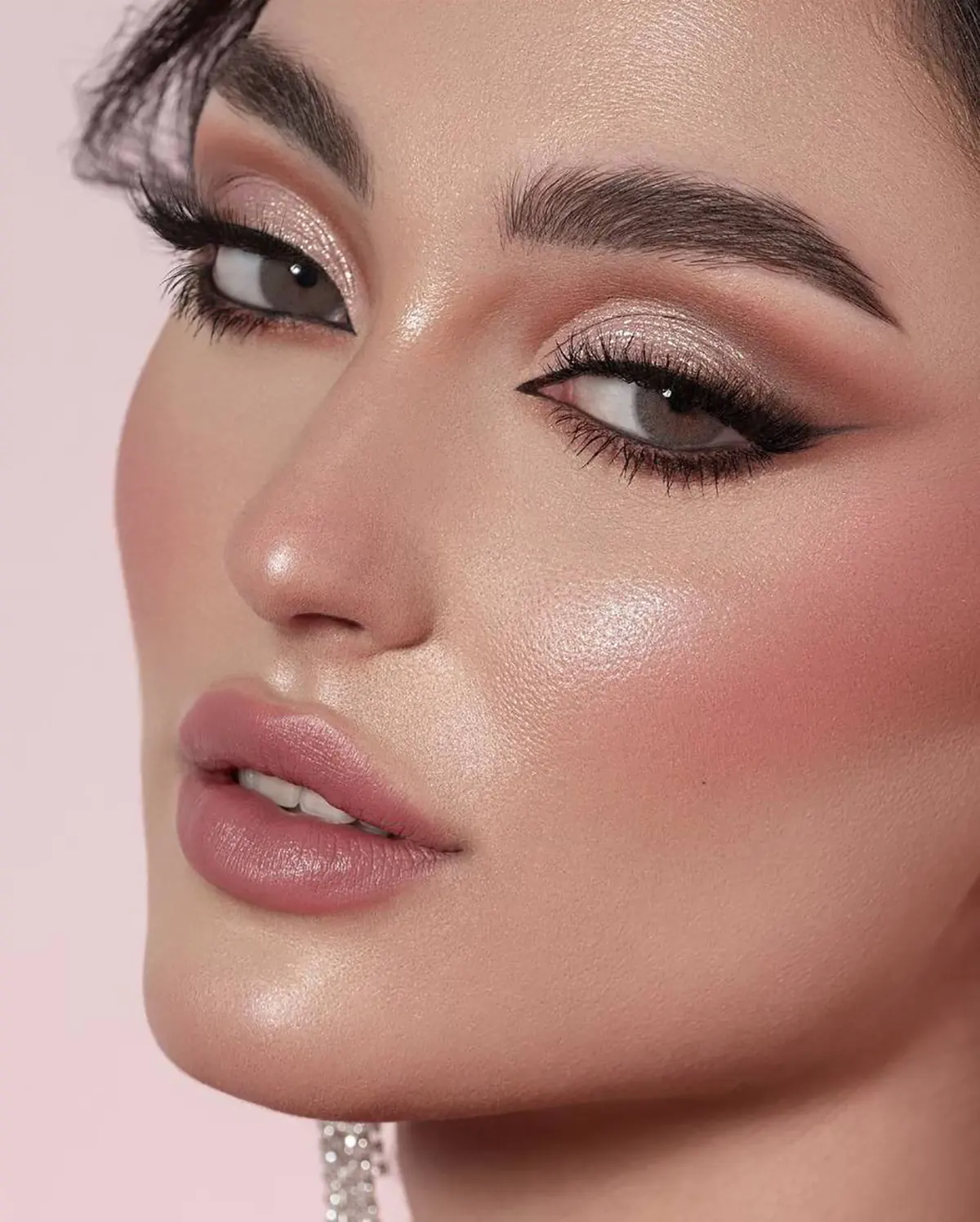 میکاپ لایت دخترانه
