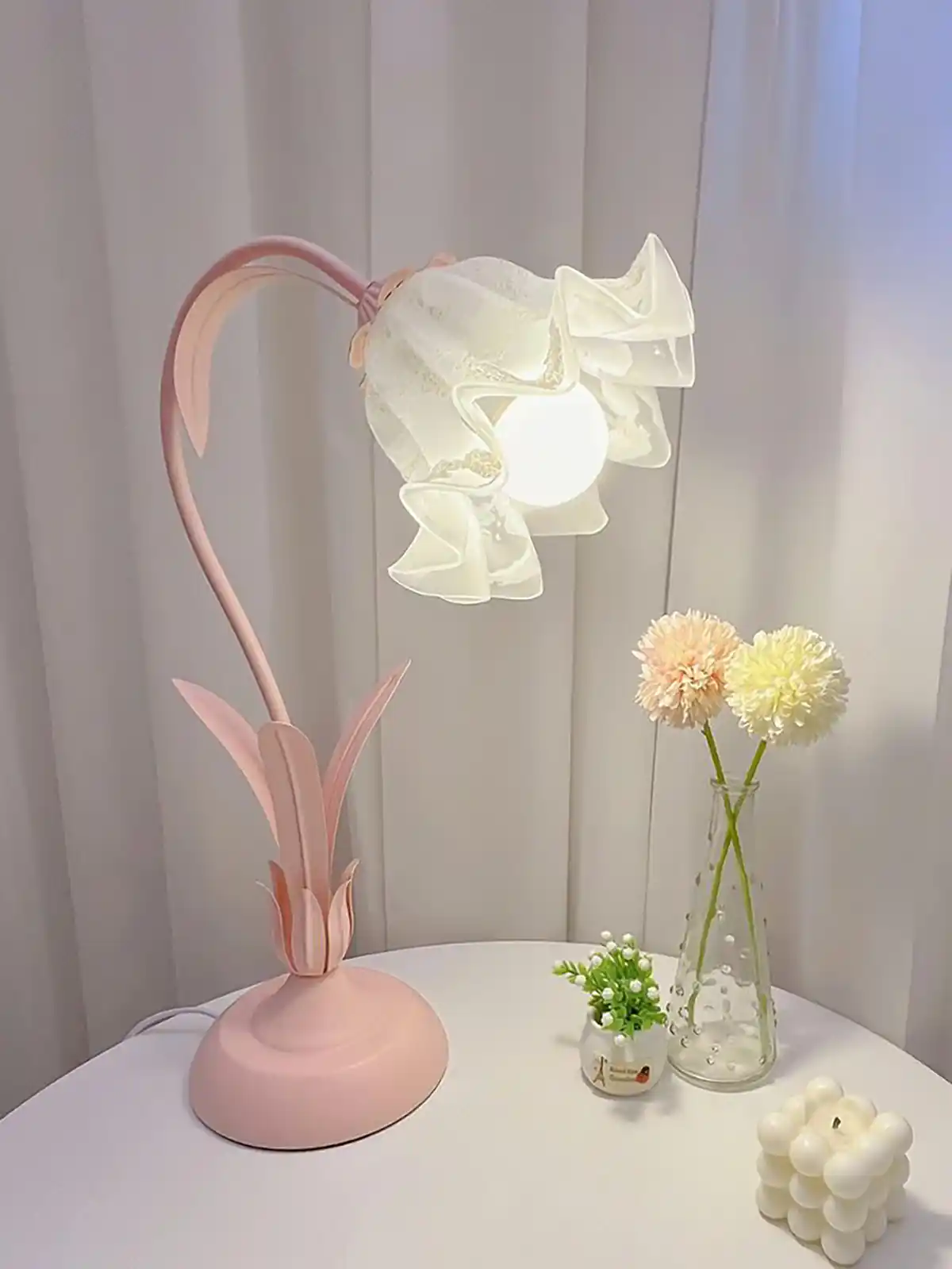 چراغ مطالعه فانتزی دخترانه
