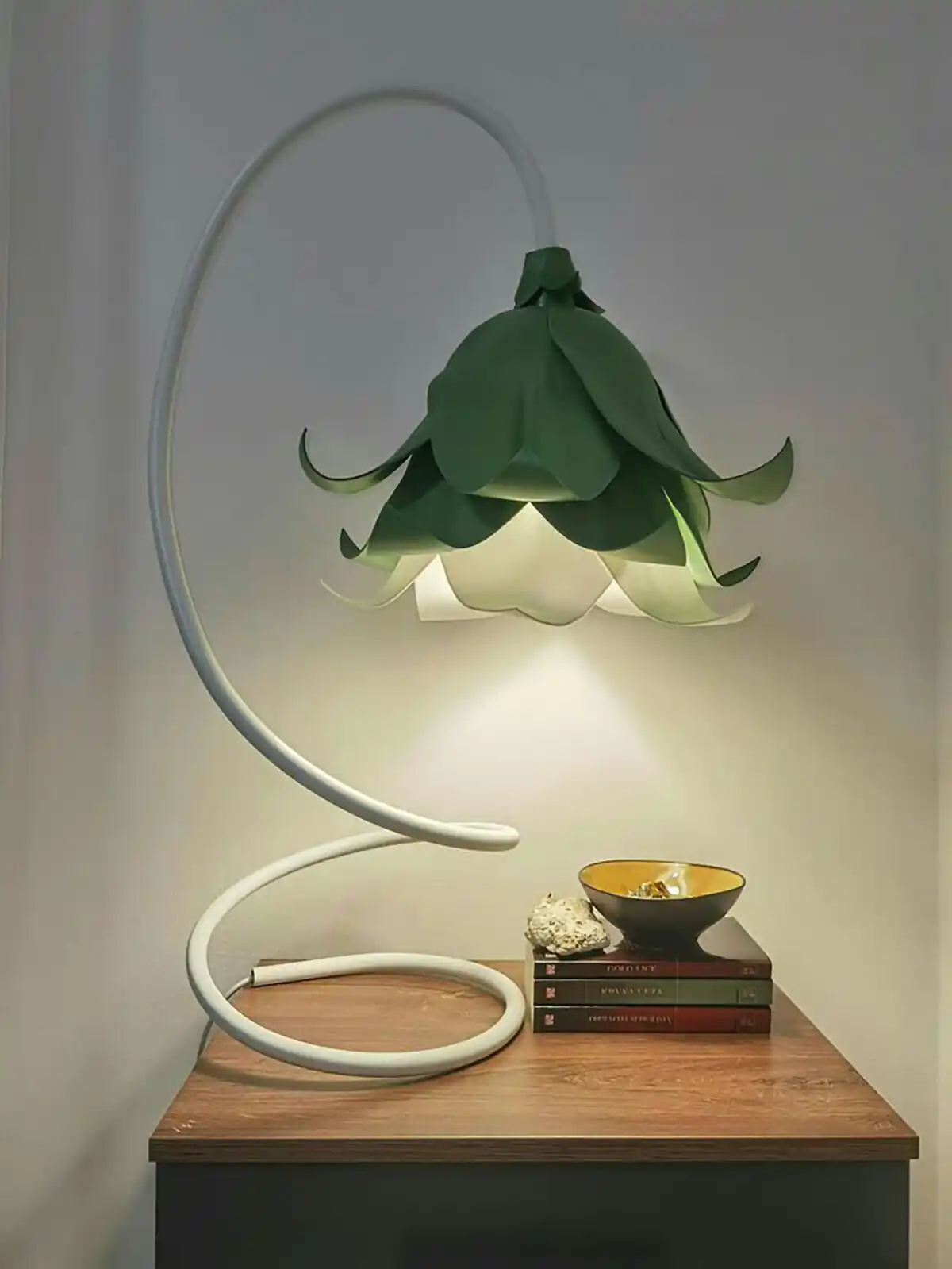 چراغ مطالعه طرح گل خاص
