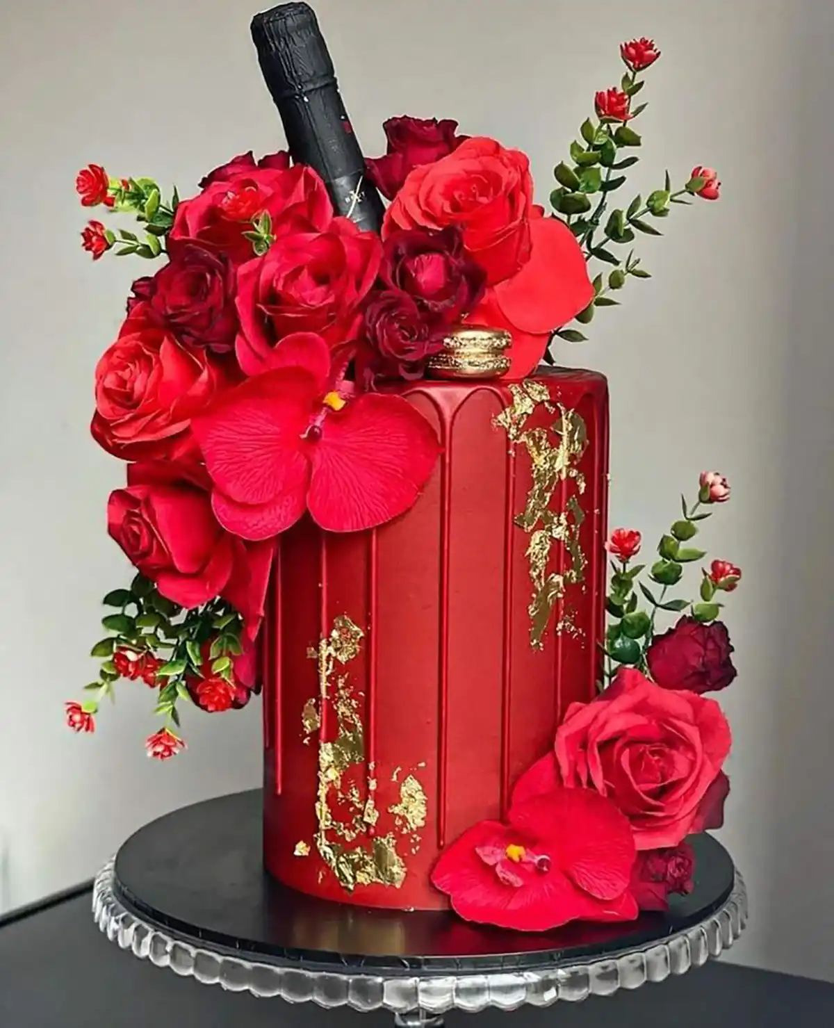 عکس کیک تولد ساده و شیک
