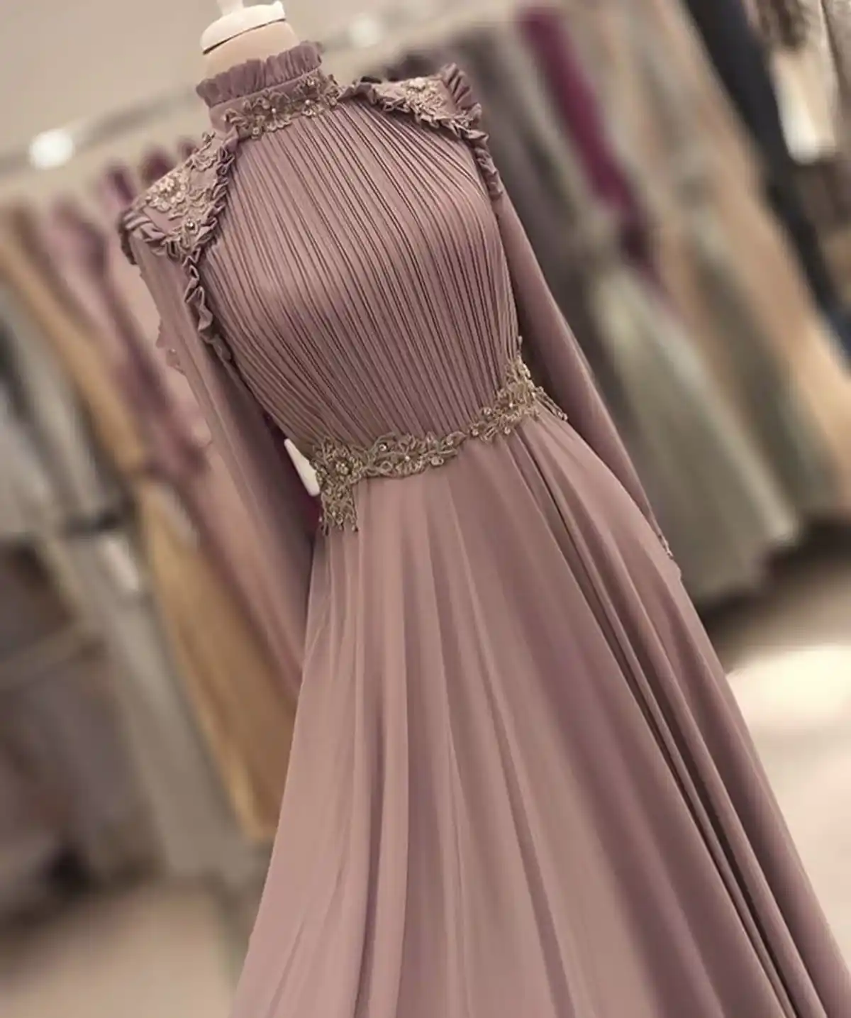 لباس مجلسی زنانه برای عروسی