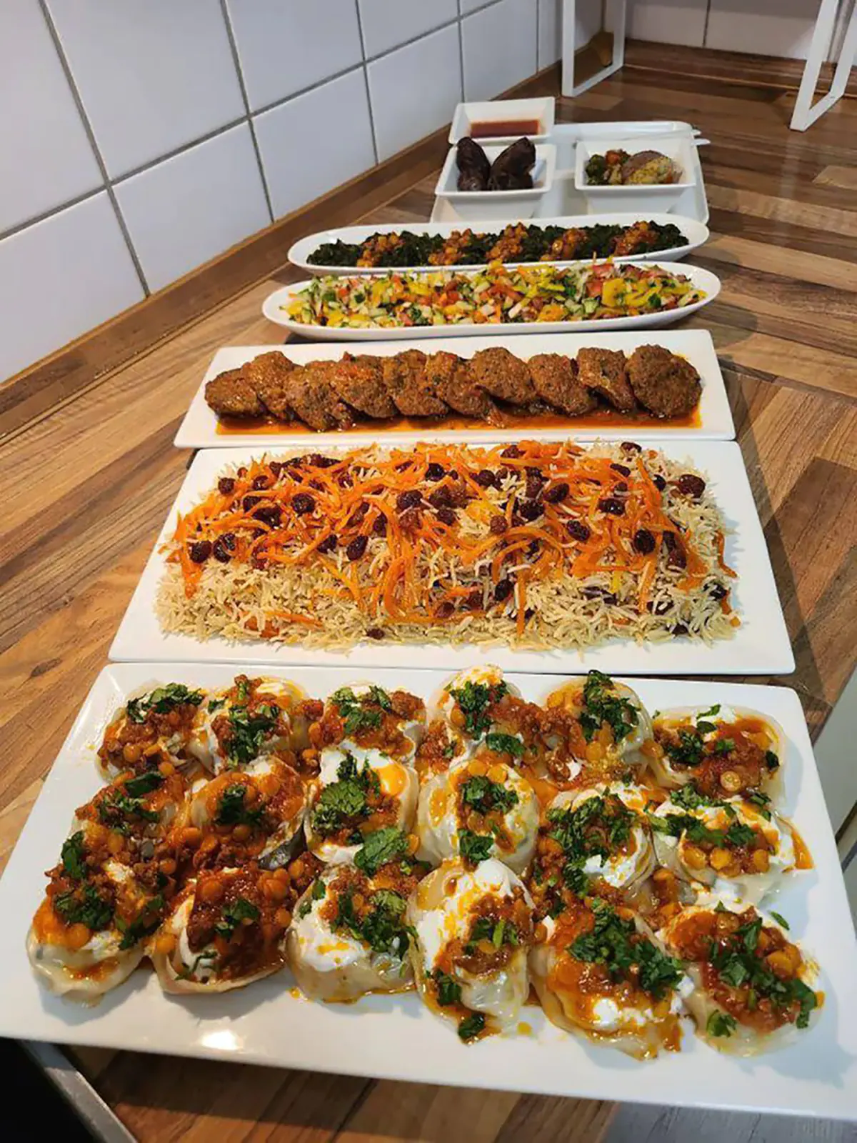غذا برای مهمانی  
