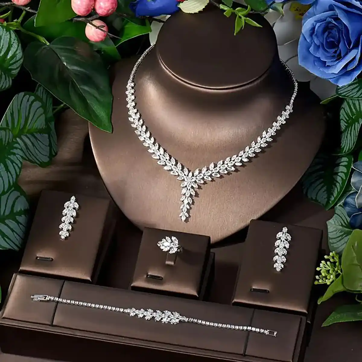 سرویس طلا بدون نگین مینیمال

