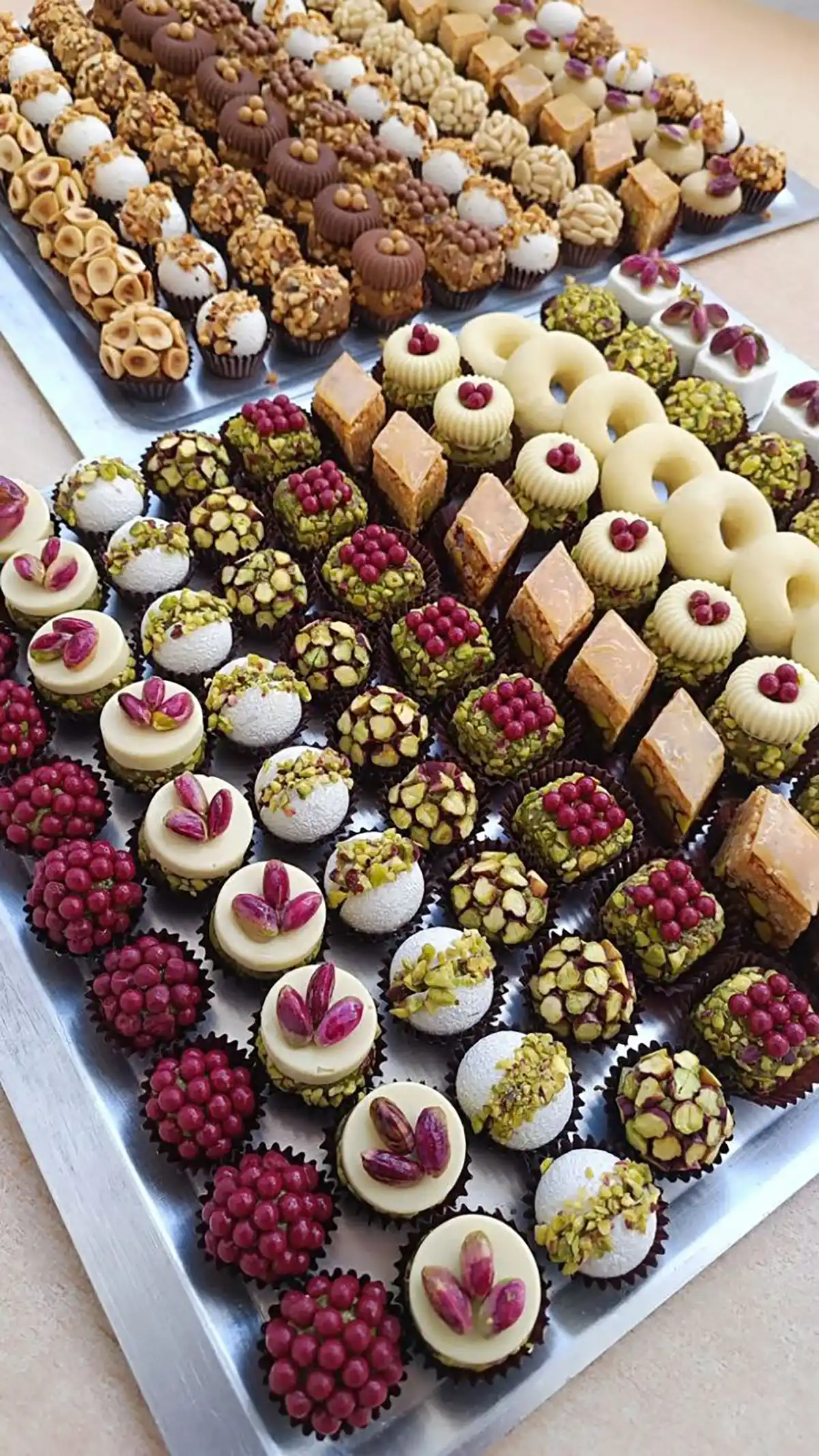 مدل شیرینی های متنوع 