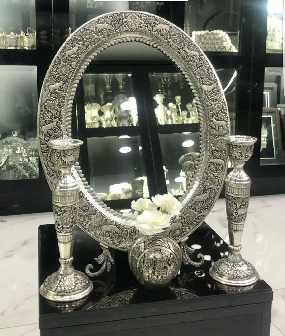 آینه و شمعدون عروس