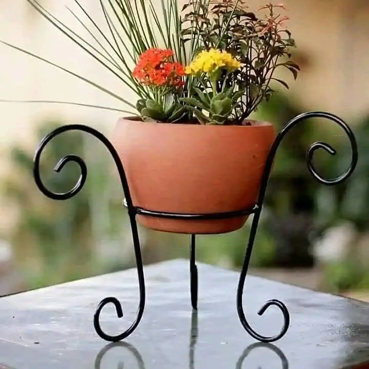 استند دستساز فلزی