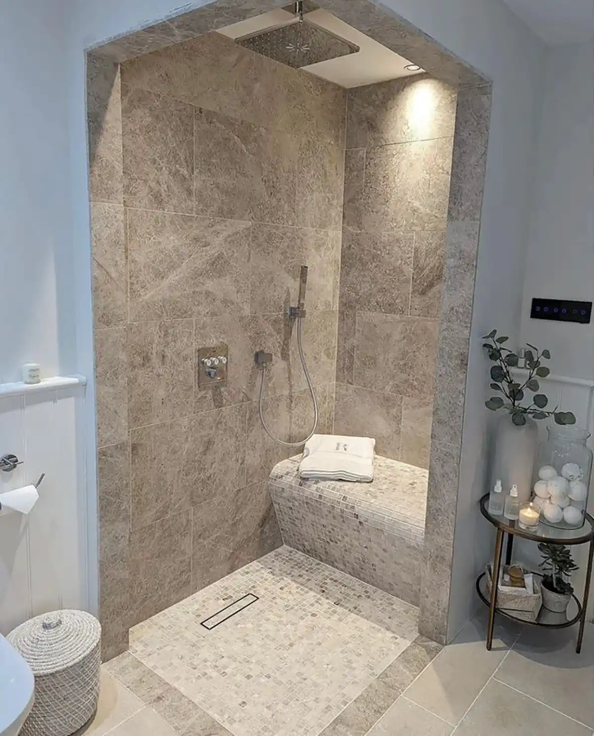 طرح سرامیک حمام و دستشویی