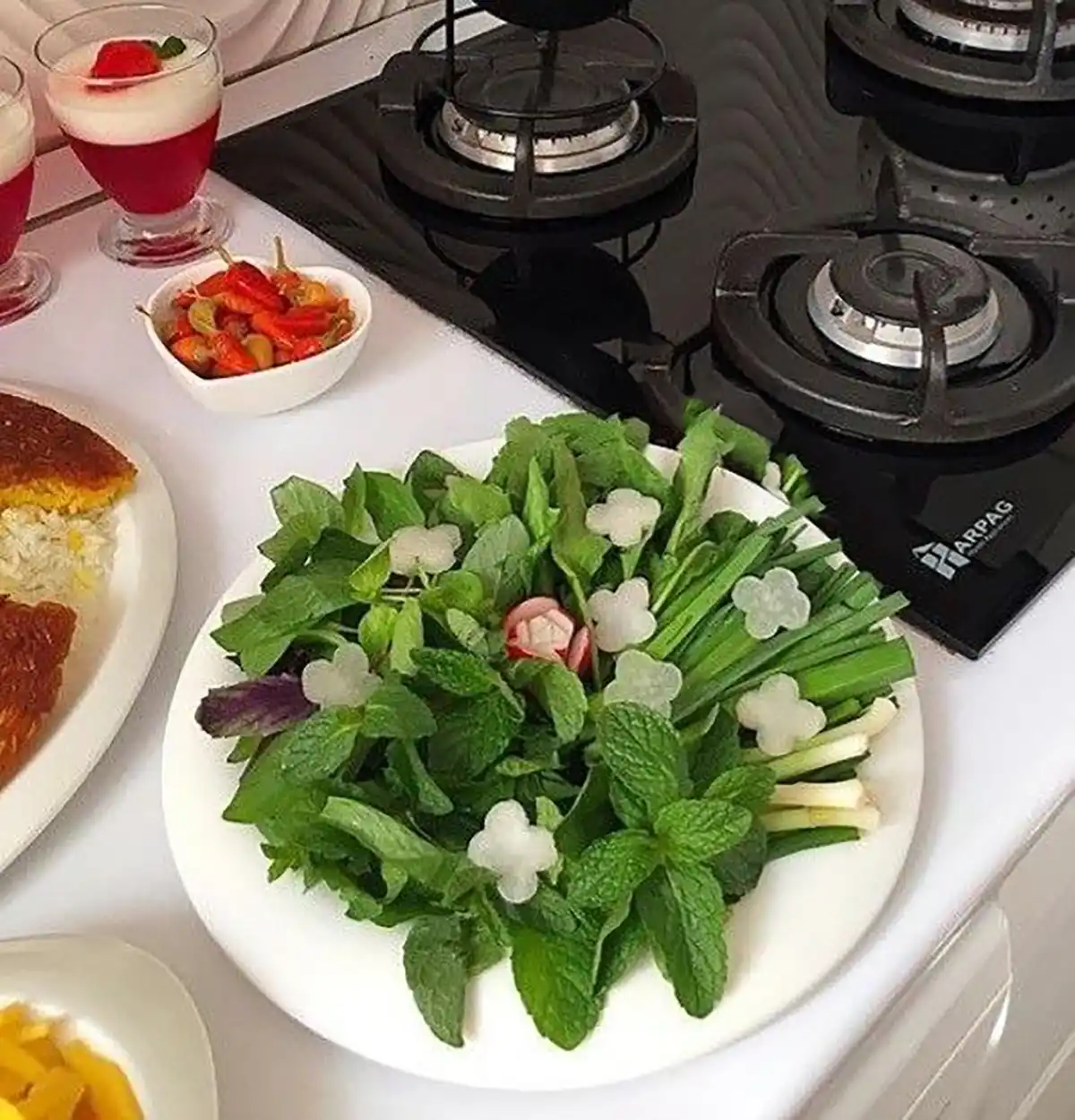 تزیین سبزی خوردن برای سفره عقد تزیین سبزی خوردن در سبد تزیین سبزی خوردن برای سفره افطار تزیین سبزی خوردن تک نفره تزیین سبزی خوردن ساده تزیین سبزی خوردن با تربچه 