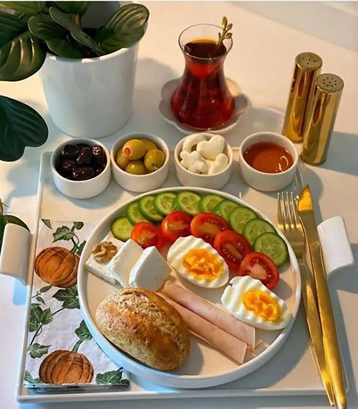 انواع صبحانه لاکچری