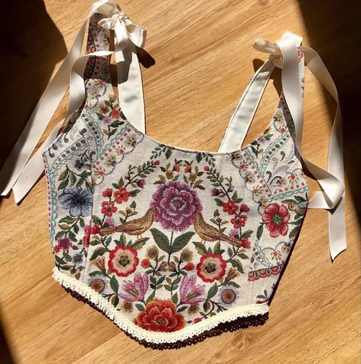 دکلته رو لباسی