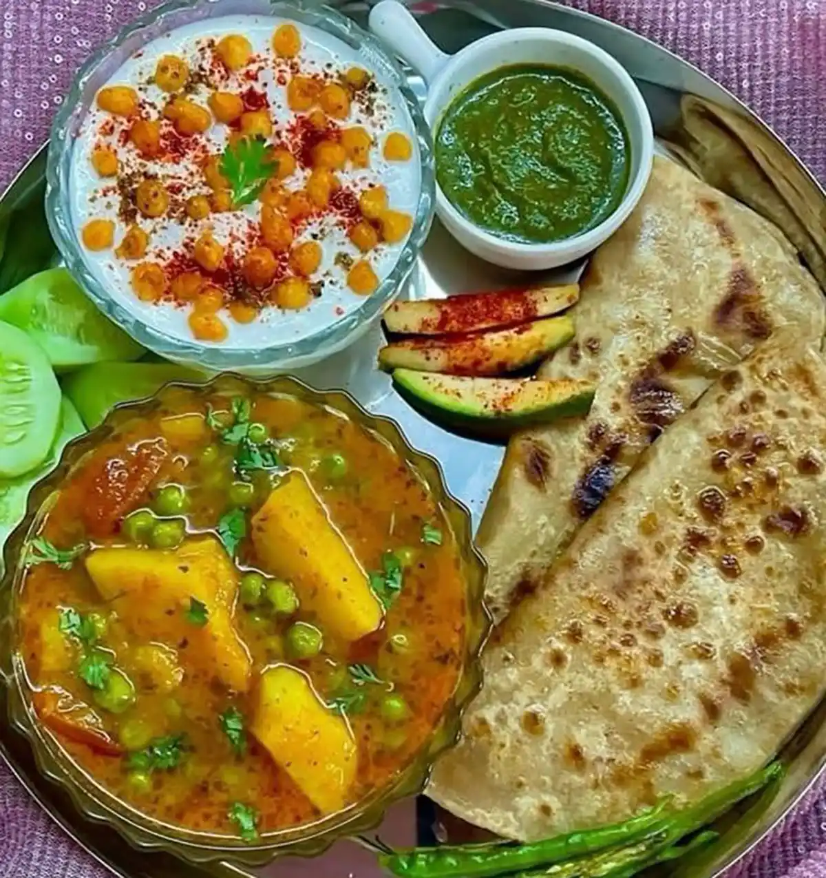 تزیین ظرف غذا 