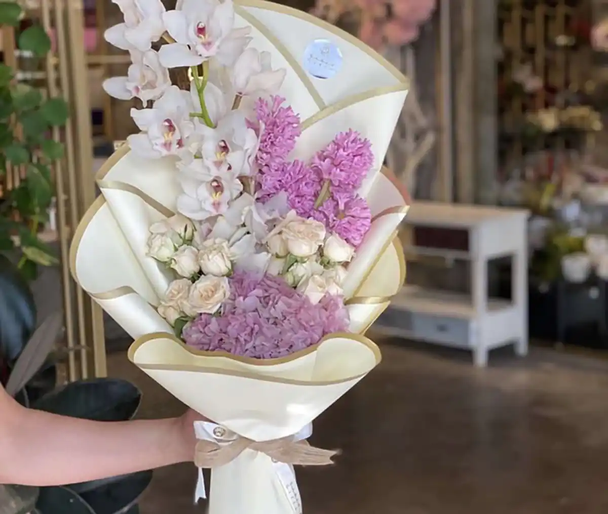  دسته گل کوچک برای هدیه
دسته گل ساده و شیک
عکس دسته گل زیبا برای هدیه
دسته گل خاص
دسته گل کوچک و شیک
عکس دسته گل طبیعی

