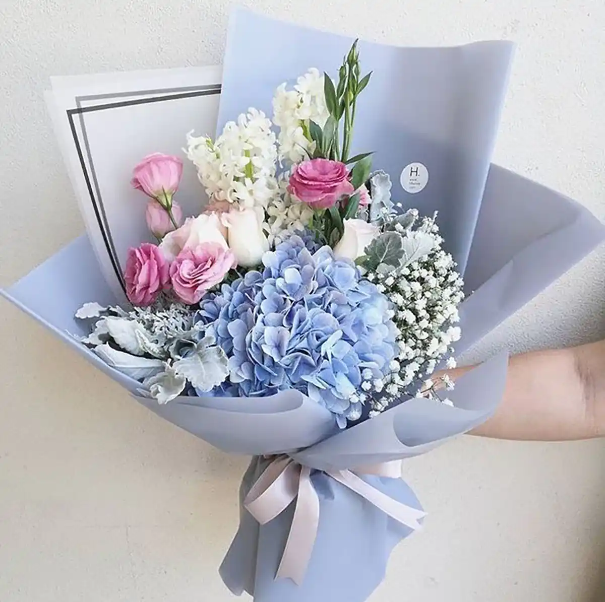  دسته گل کوچک برای هدیه
دسته گل ساده و شیک
عکس دسته گل زیبا برای هدیه
دسته گل خاص
دسته گل کوچک و شیک
عکس دسته گل طبیعی

