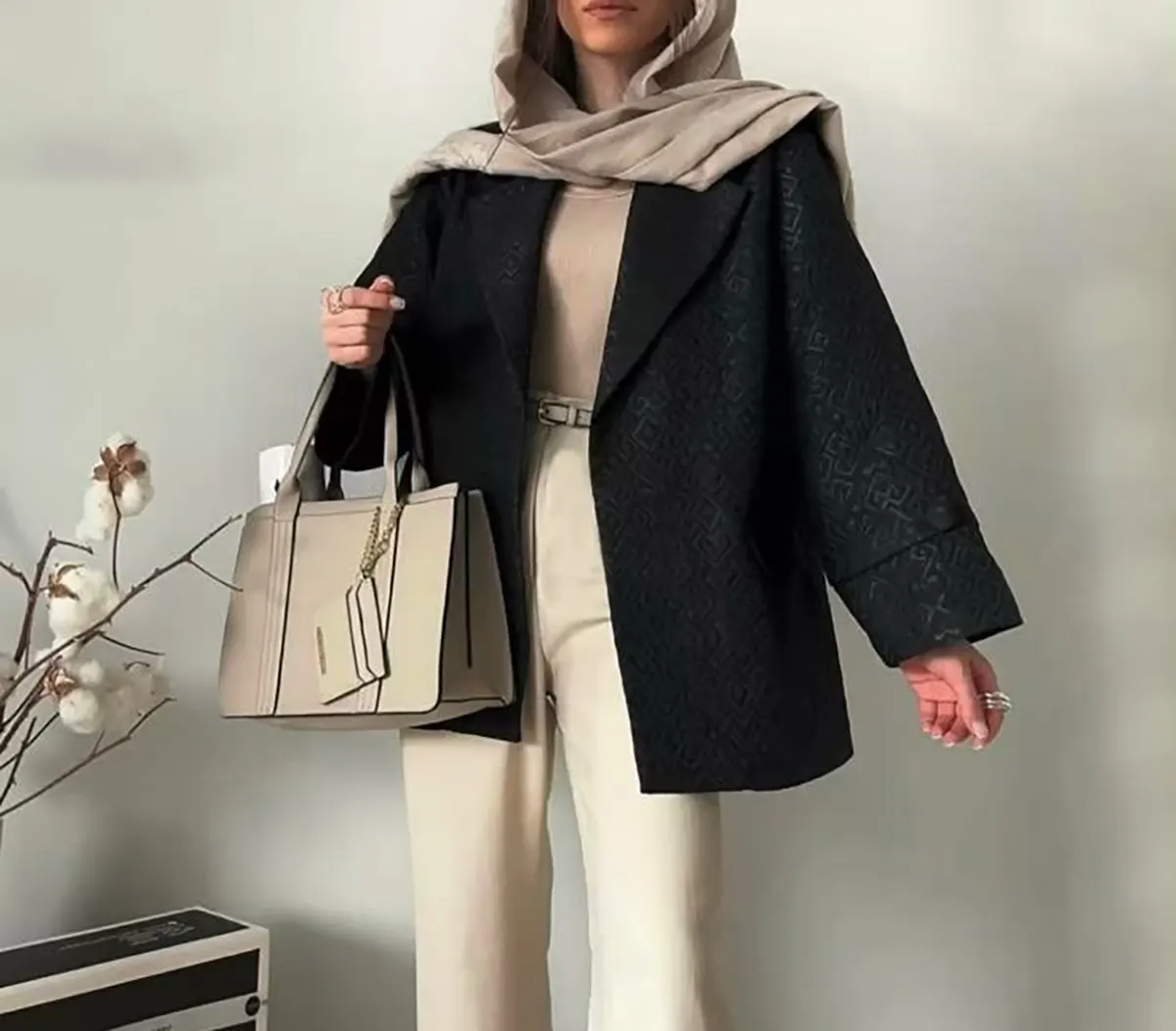 مانتو کوتاه مشکی