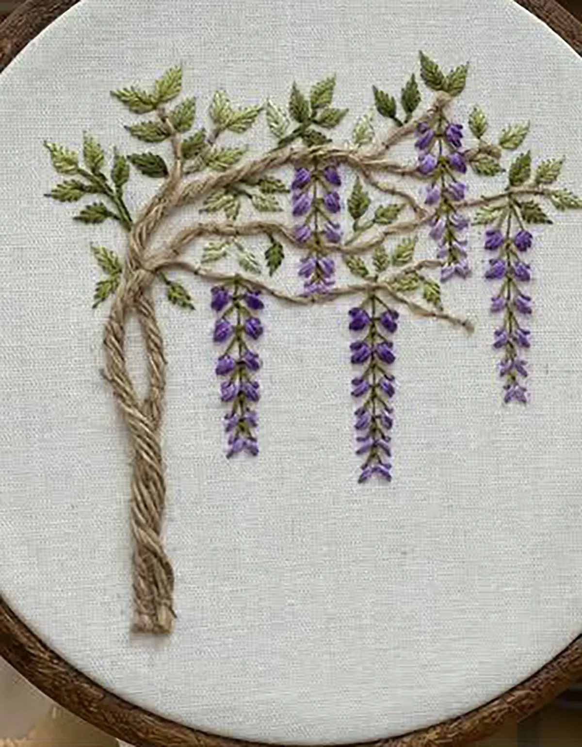 مدل گلدوزی روی پارچه
