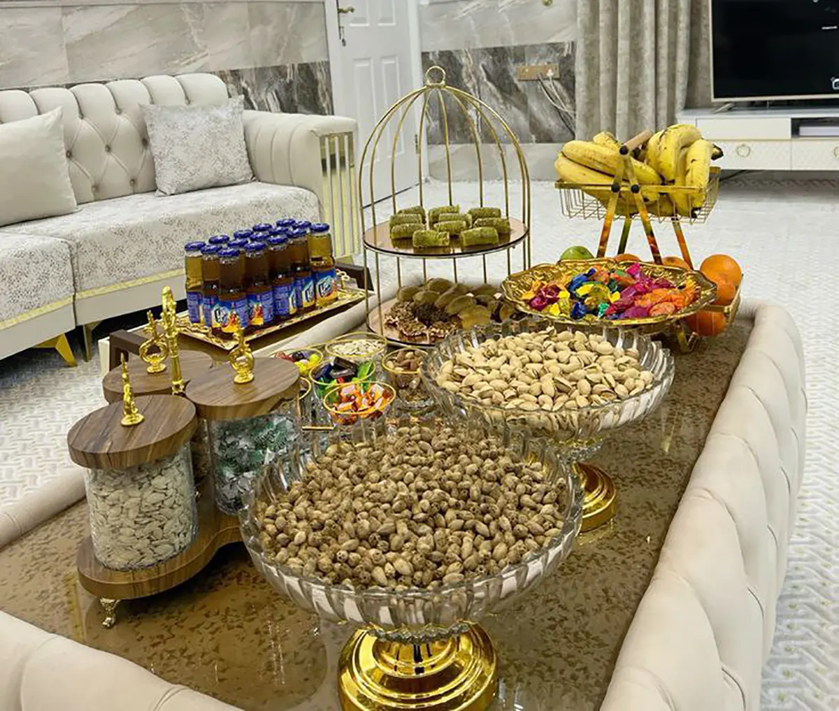ظروف پذیرایی مدرن چوبی
