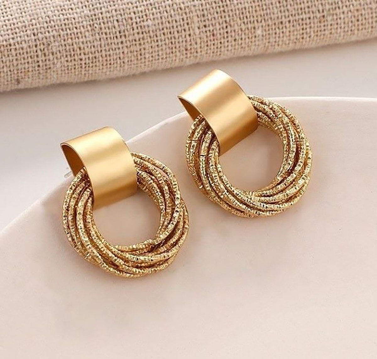 گوشواره طلا حلقه ای
