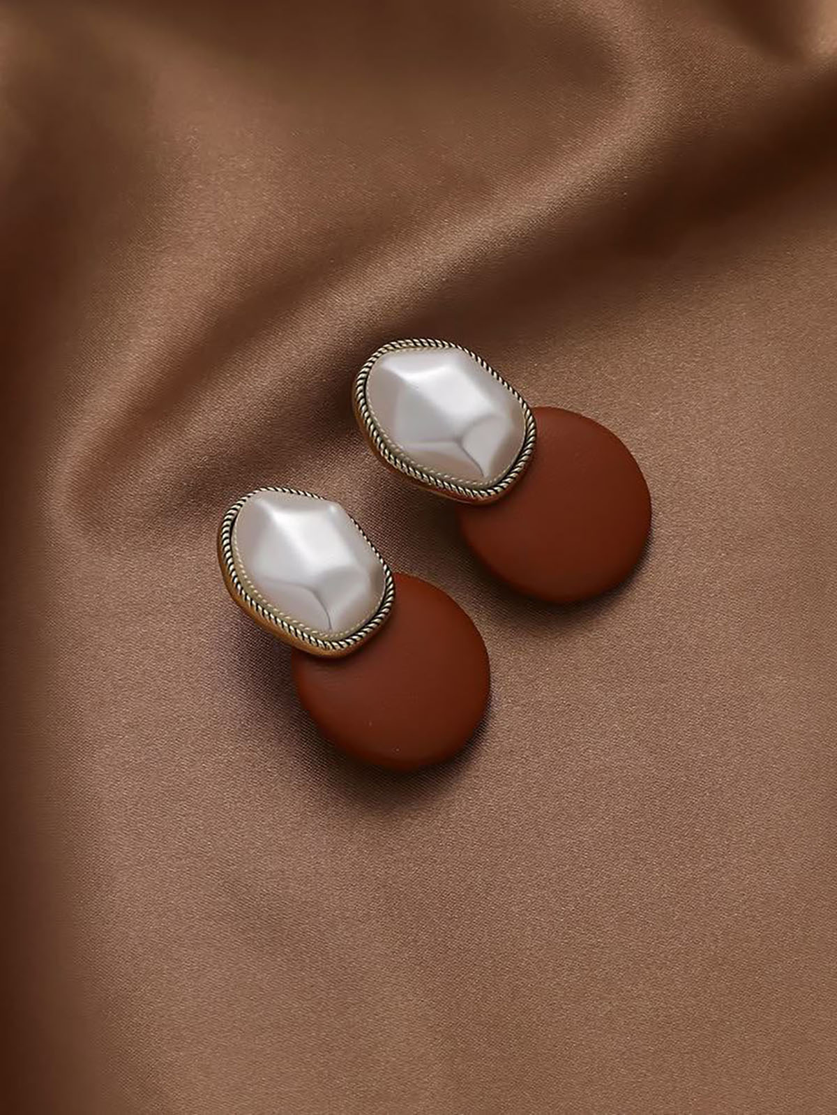 گوشواره طلا حلقه ای
