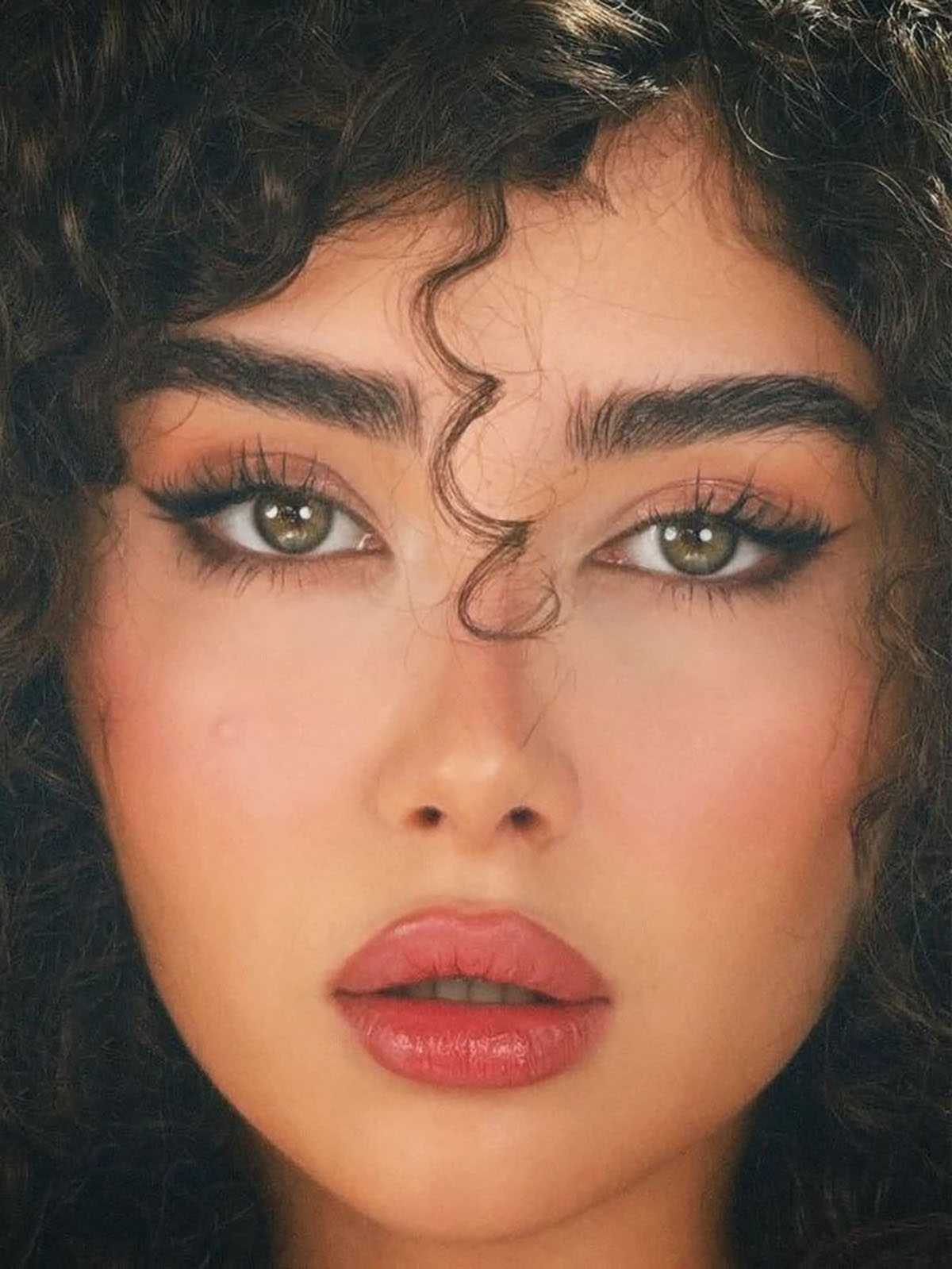 آرایش لایت ساده
