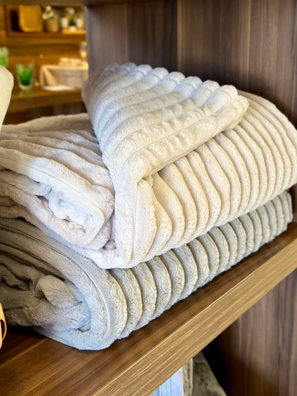 قیمت پتو مسافرتی ژله ای در دیجی کالا
