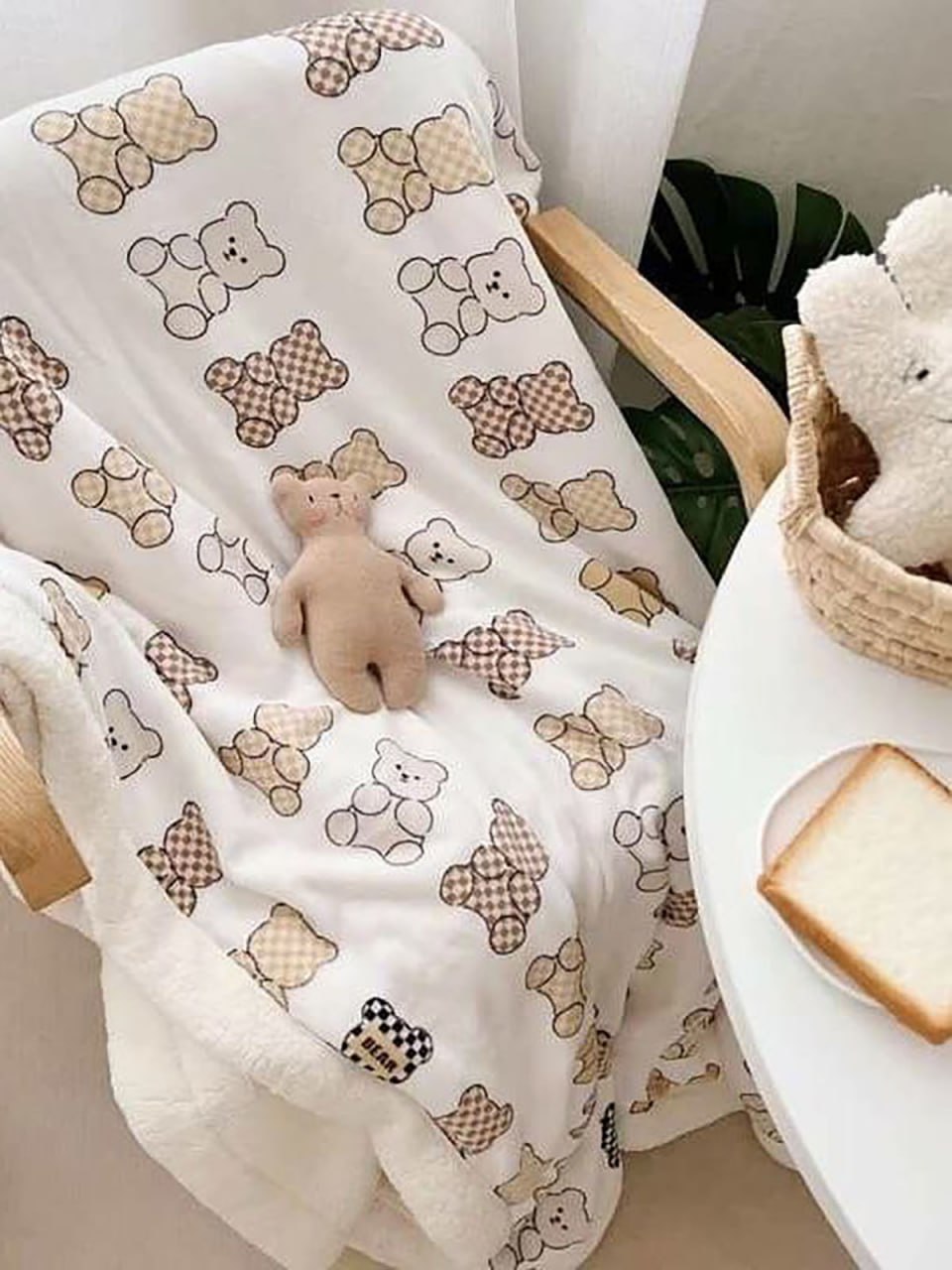 قیمت پتو مسافرتی ژله ای یک نفره
