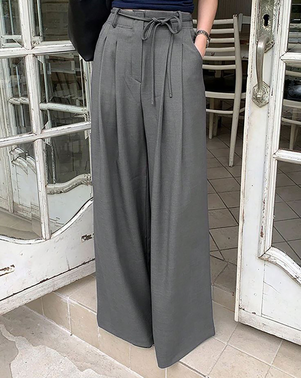 مدل شلوار پارچه ای زنانه راسته چاک دار
