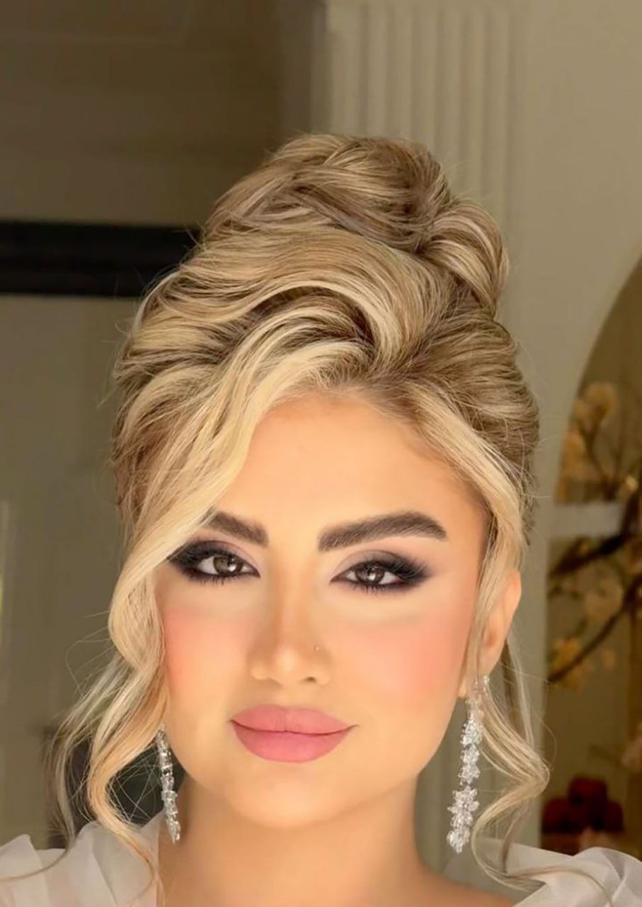 شینیون ساده و شیک در منزل