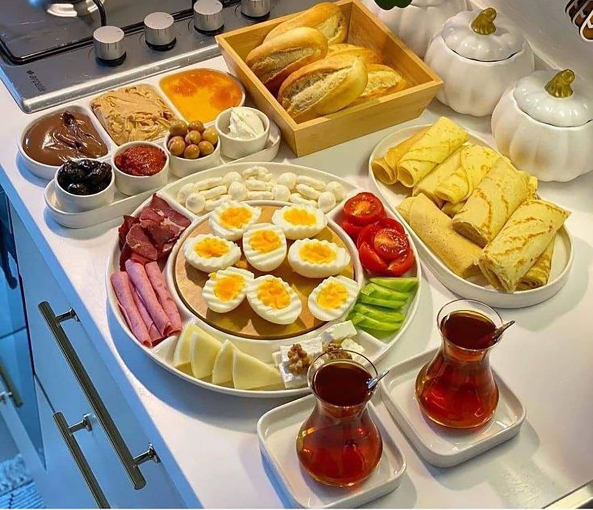 عکس میز صبحانه لاکچری
